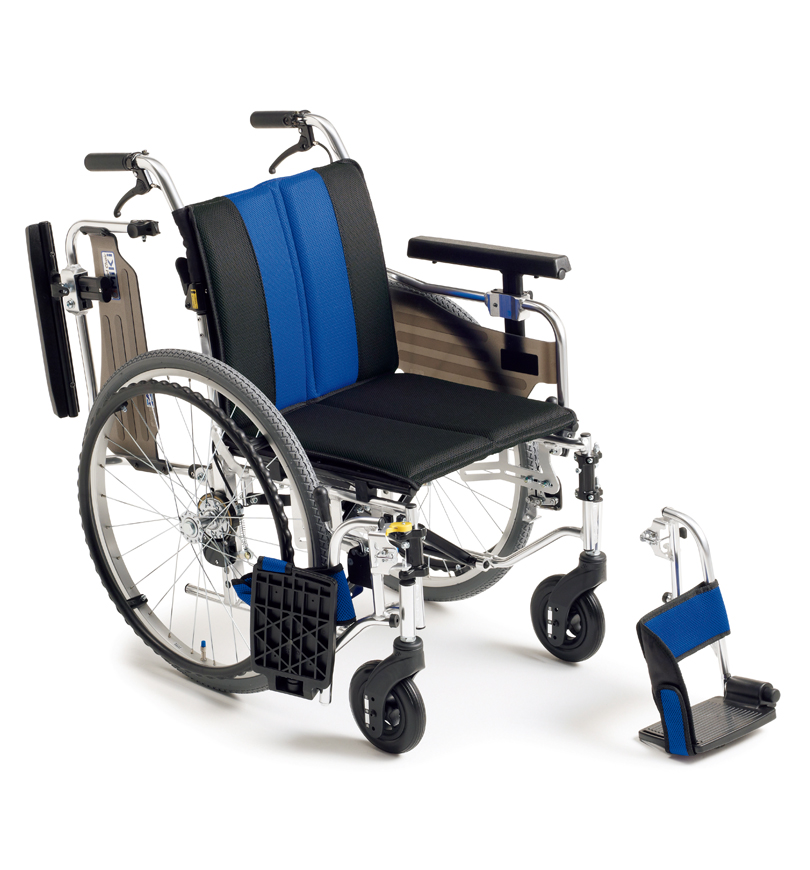 Miki キャリカルプラス 介助式 車椅子 - 看護/介護用品
